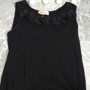 Elegant Tank Top with flowers‼️‼️‼️‼️‼️